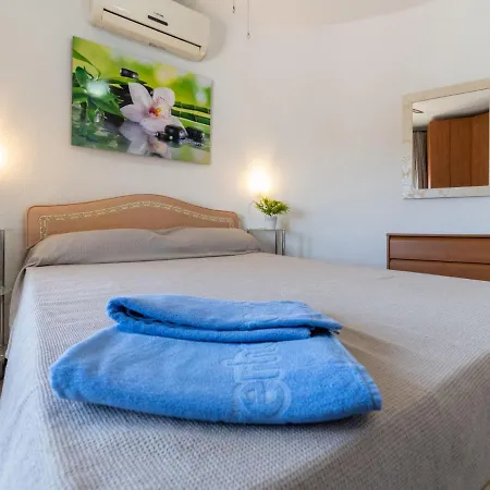Holiday home Roanne By Interhome Empuriabrava
