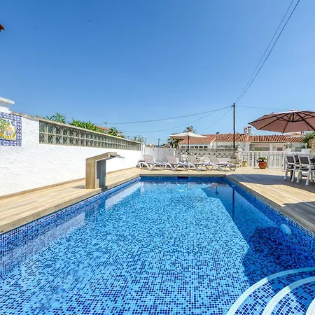 בית נופש Roanne By Interhome אמפוריבראבה