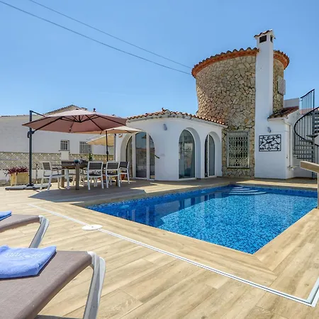 Roanne By Interhome * אמפוריבראבה