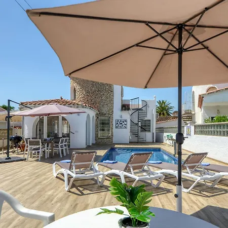 Roanne By Interhome בית נופש אמפוריבראבה